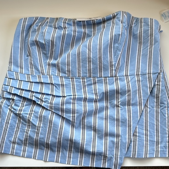 Loft Strapless Poplin Top NWT - Picture 3 of 3